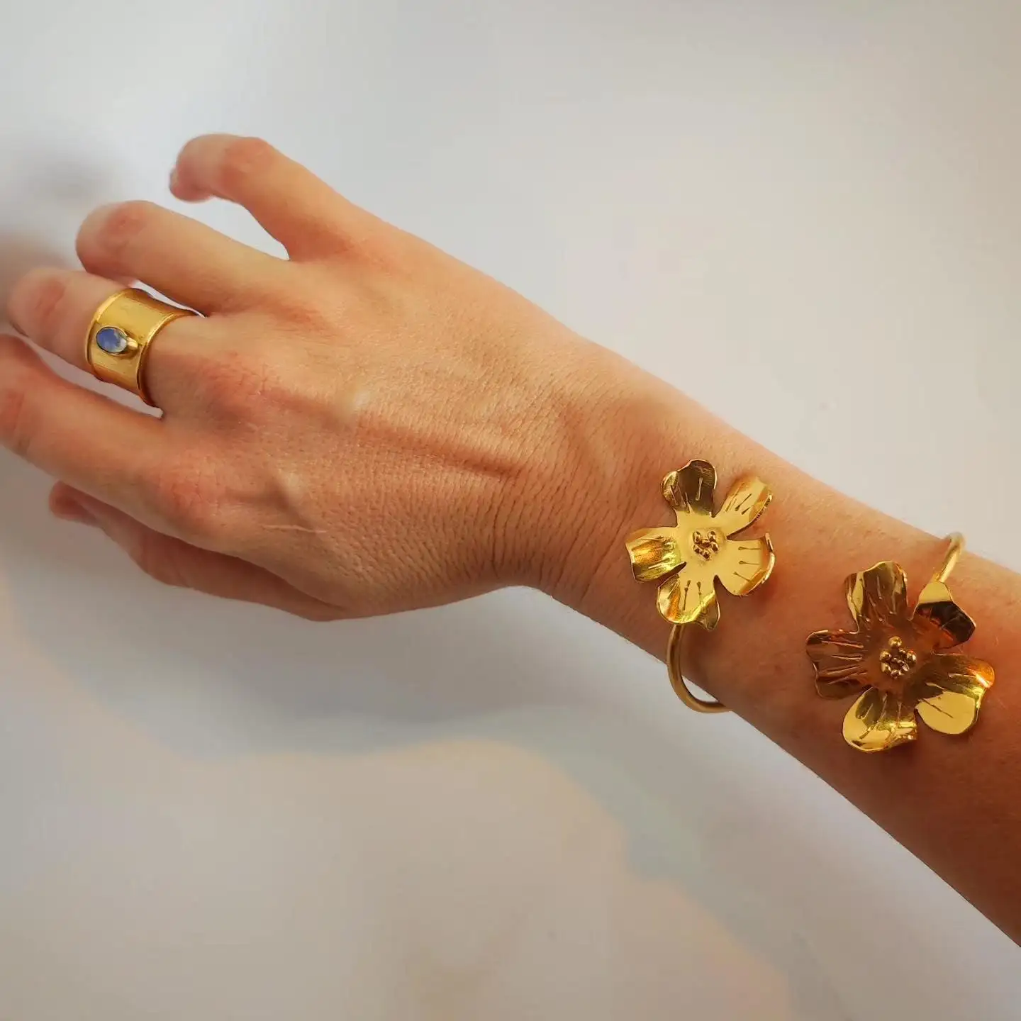 Brazalete Flores - Imagen 2