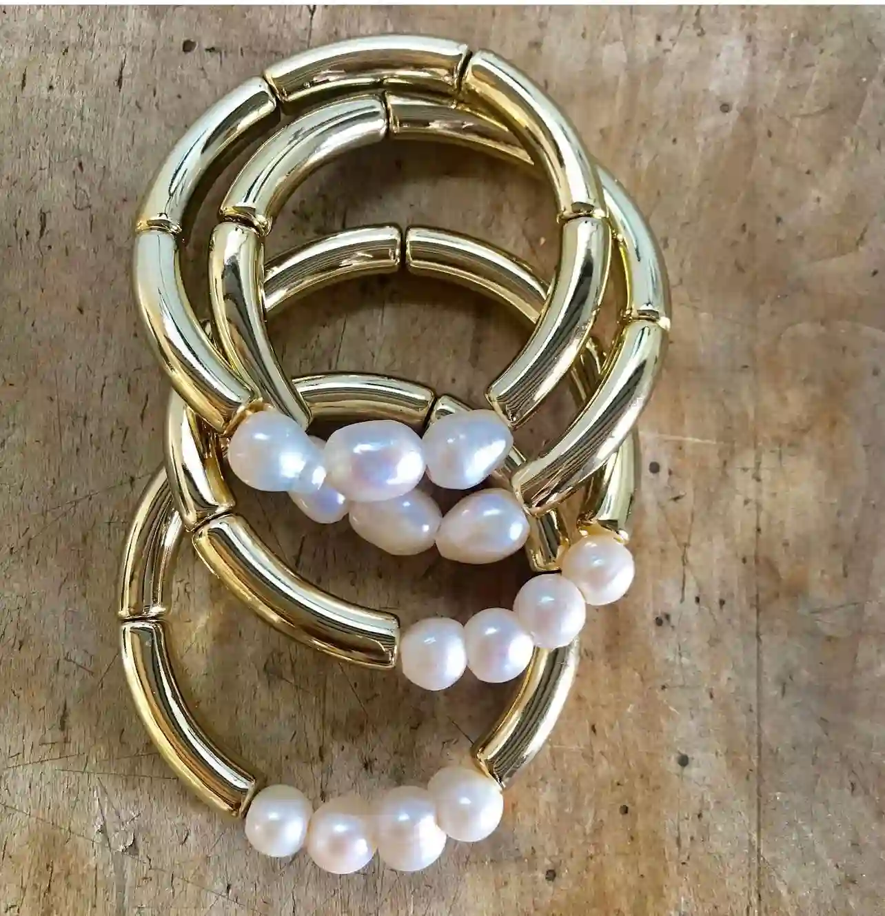 Golden resin pearl elastic bracelet