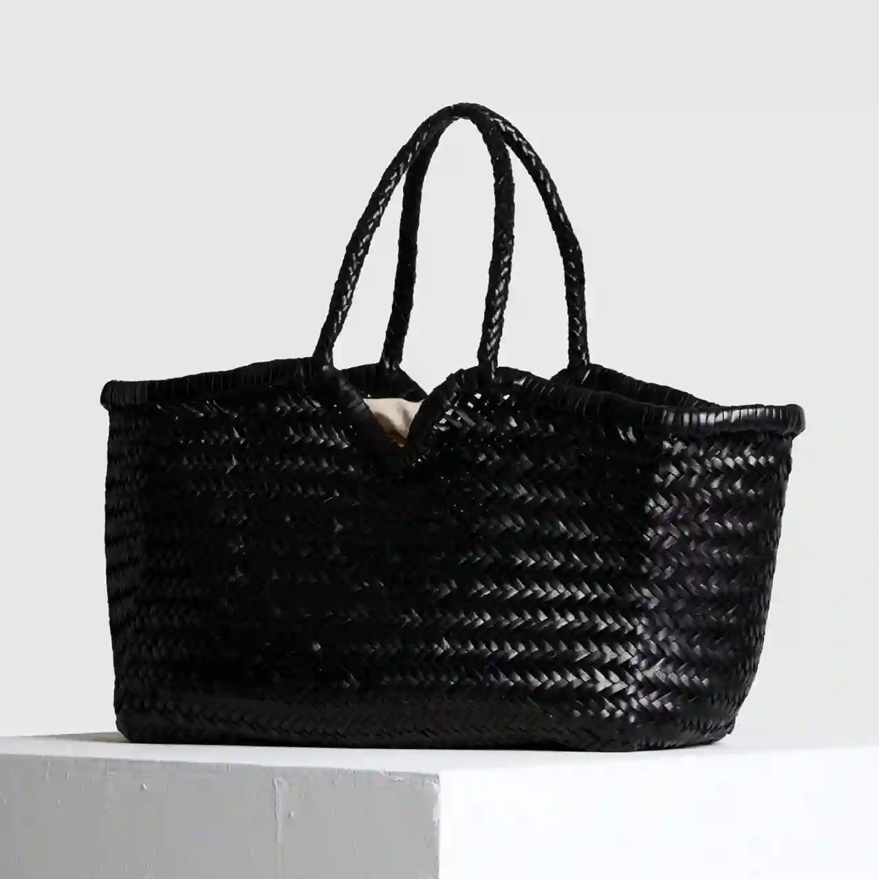 Tote de cuero tejido
