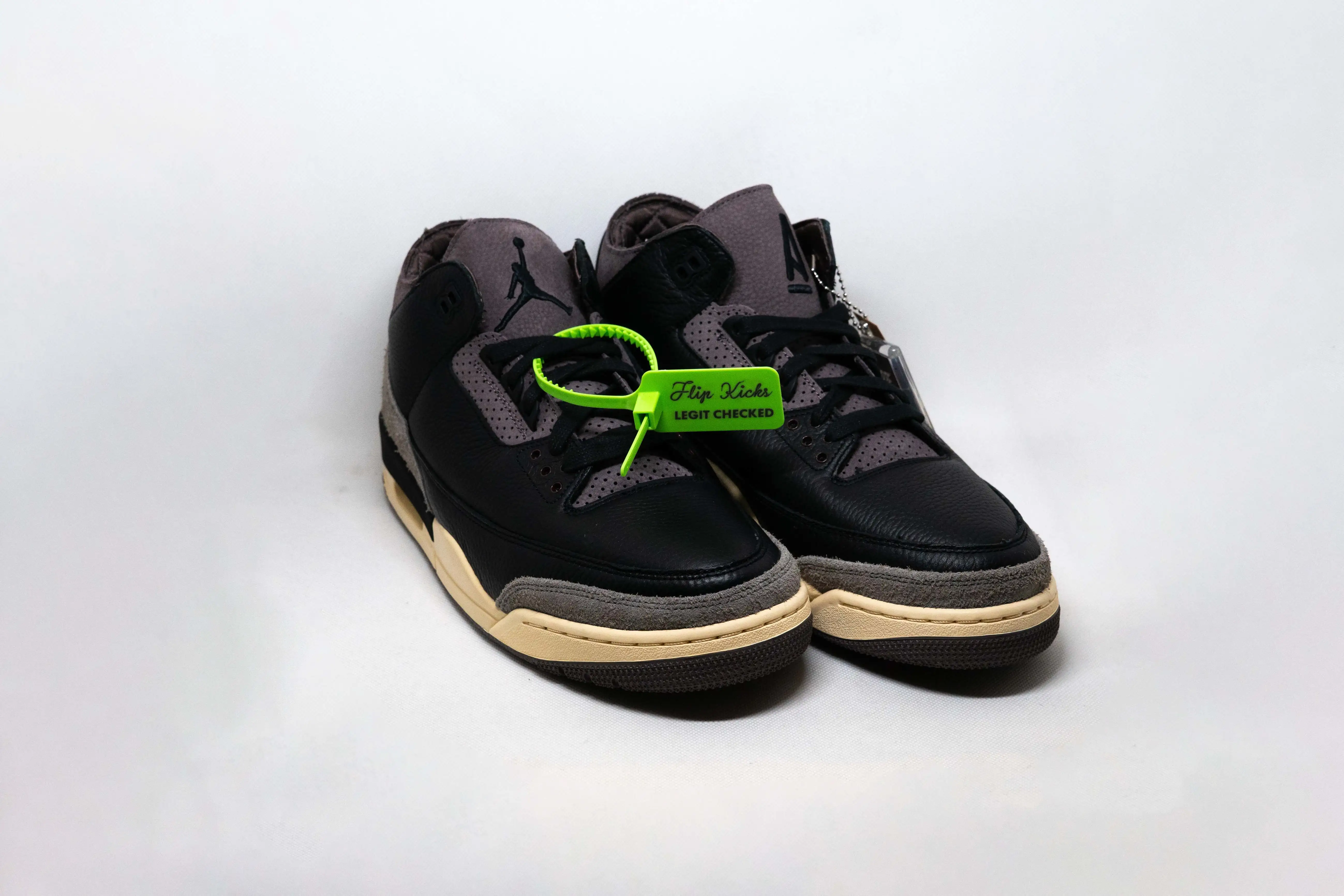 Jordan 3 A MA MANIERE MIENTRAS DORMÍAS (W) - Imagen 2
