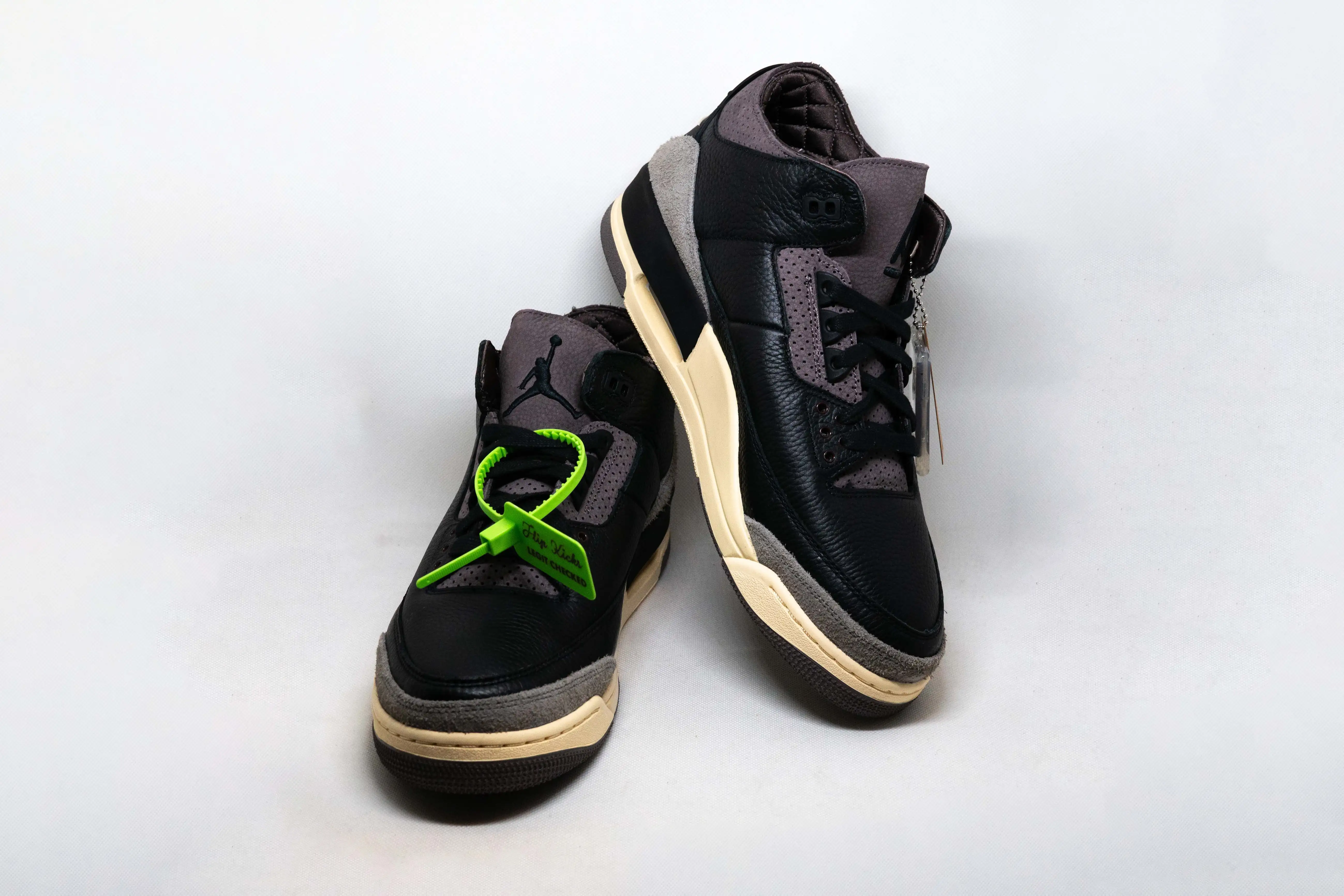 Jordan 3 A MA MANIERE MIENTRAS DORMÍAS (W) - Imagen 3