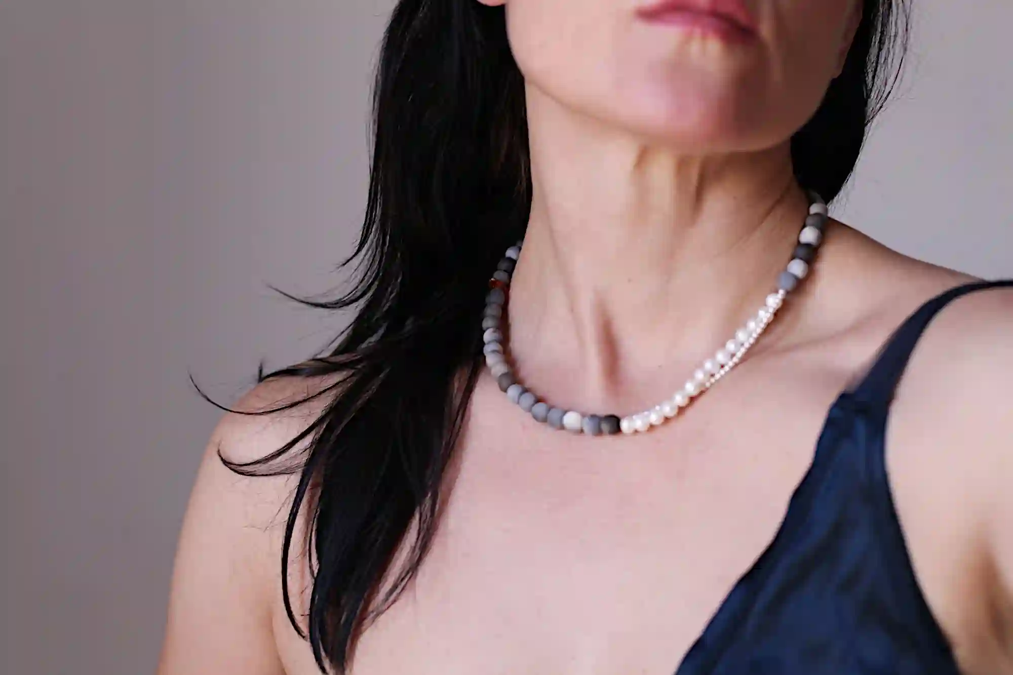 Luz y sombra - levantadas de las cenizas - collar de cerámica - Hecho a la medida