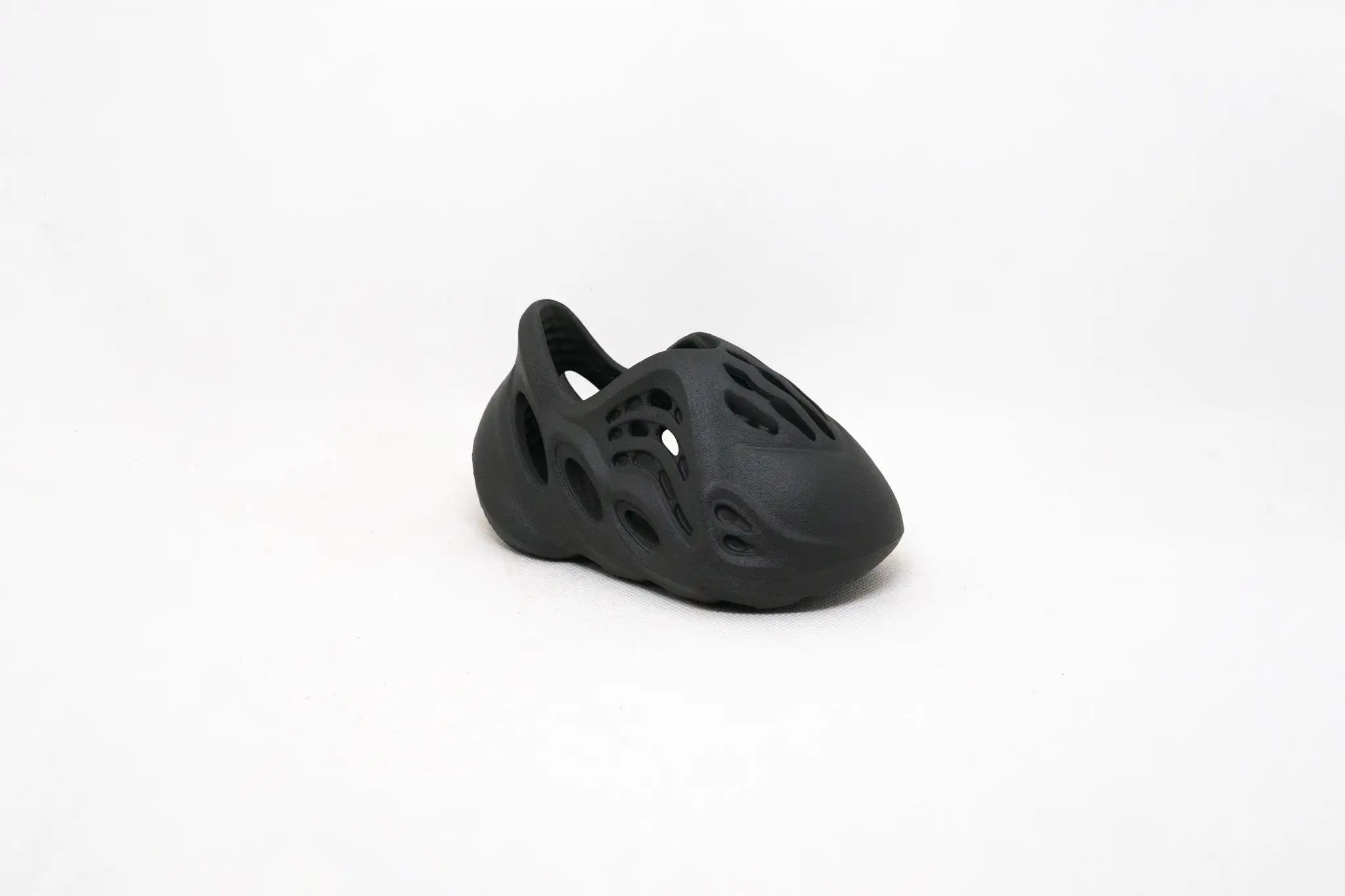 Yeezy FOAM RNNR CARBONO NIÑOS