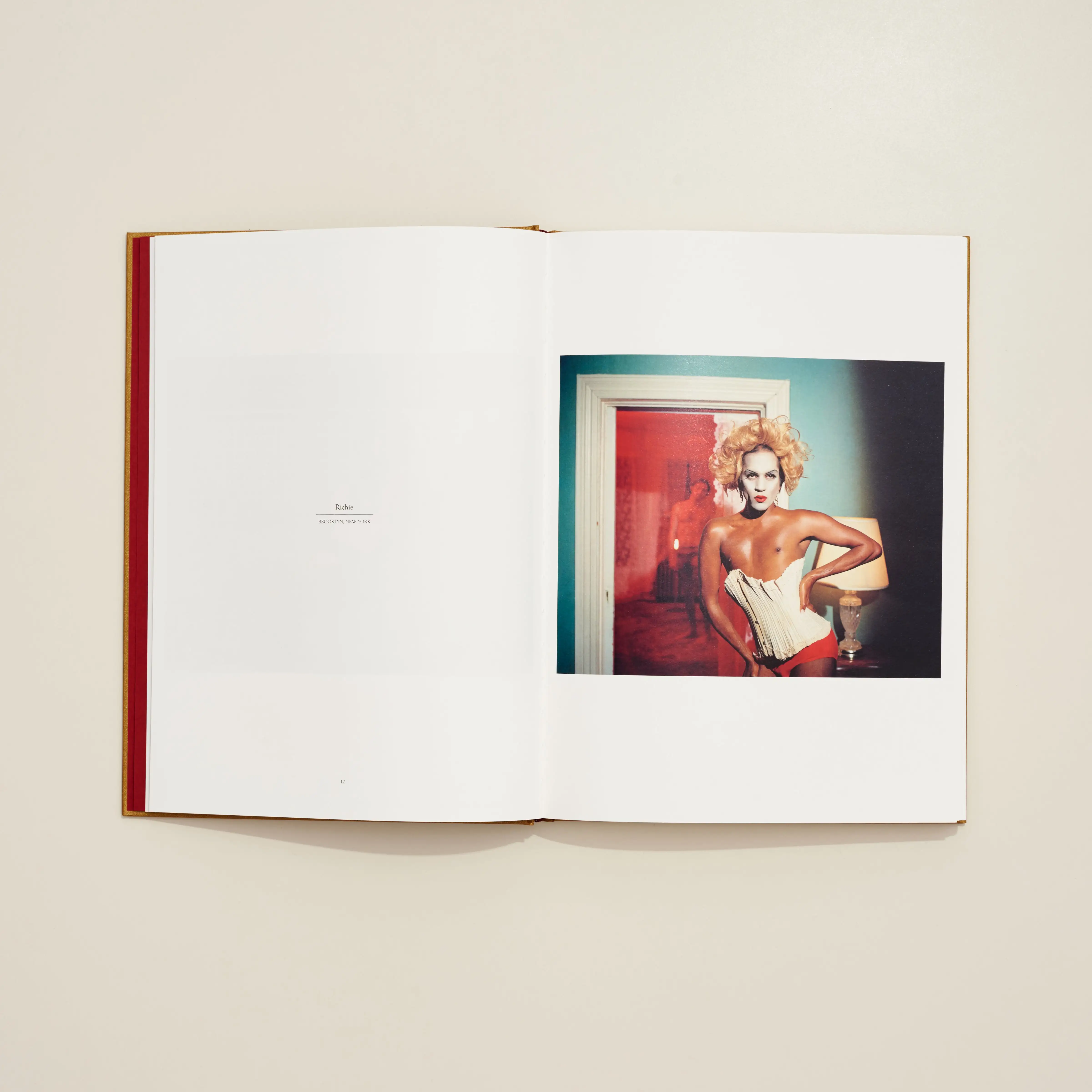 Idea Nadia Lee Cohen Libro de mujeres - Imagen 4