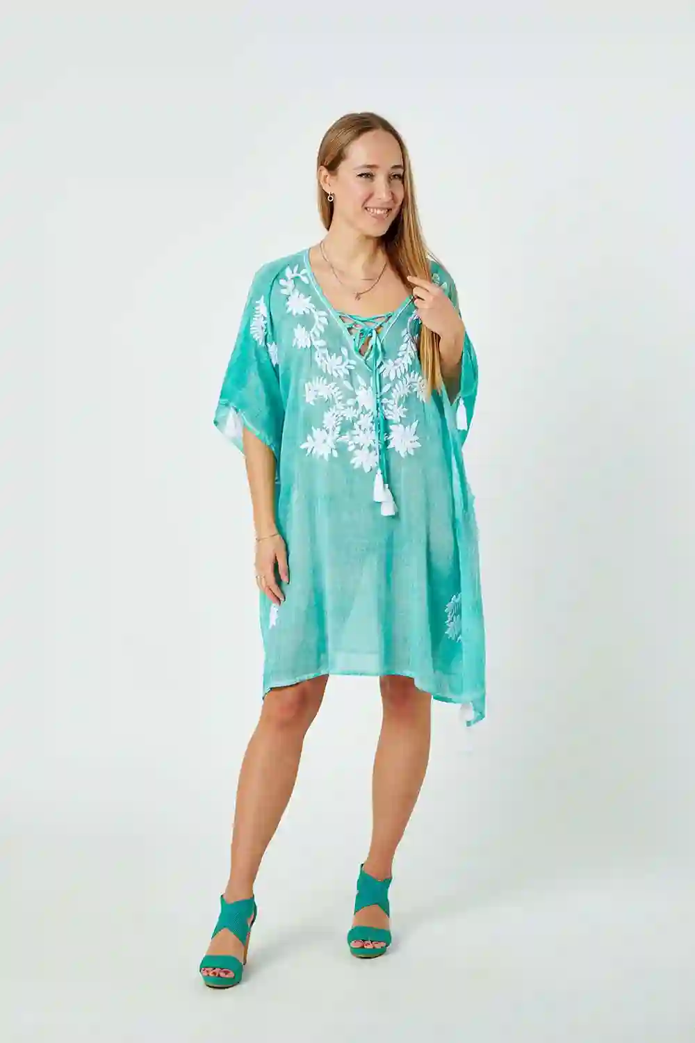 Poncho Algodón Bordado