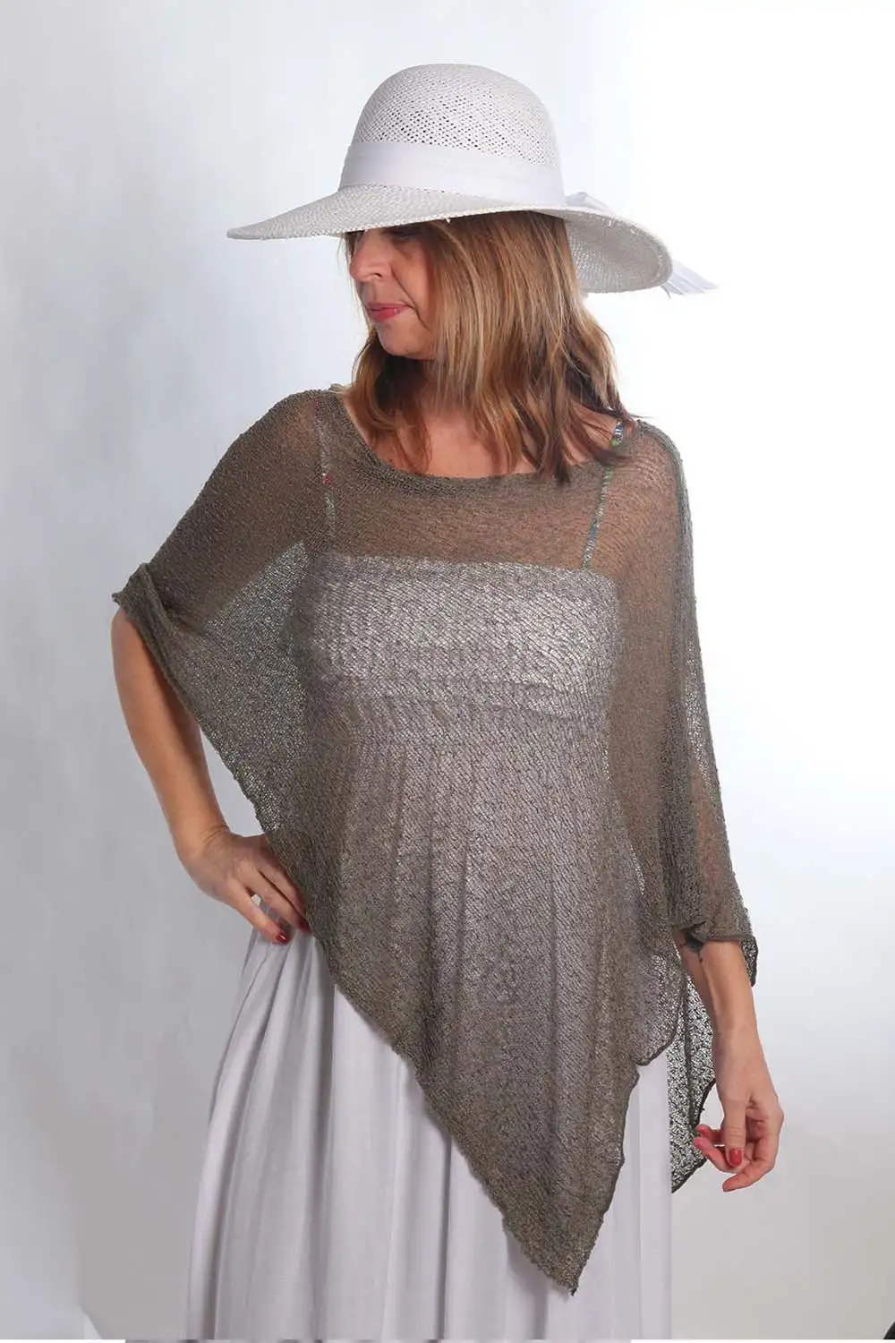 Poncho rayón crochet