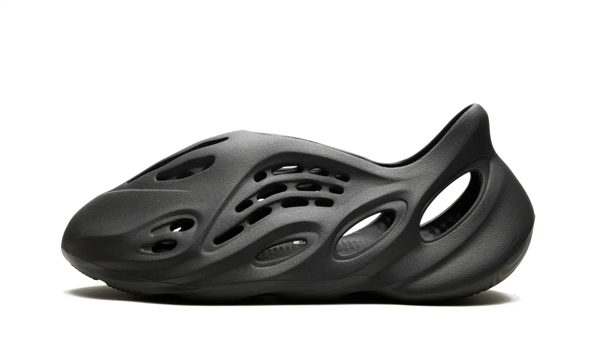 YEEZY FOAM RNNR CARBONO