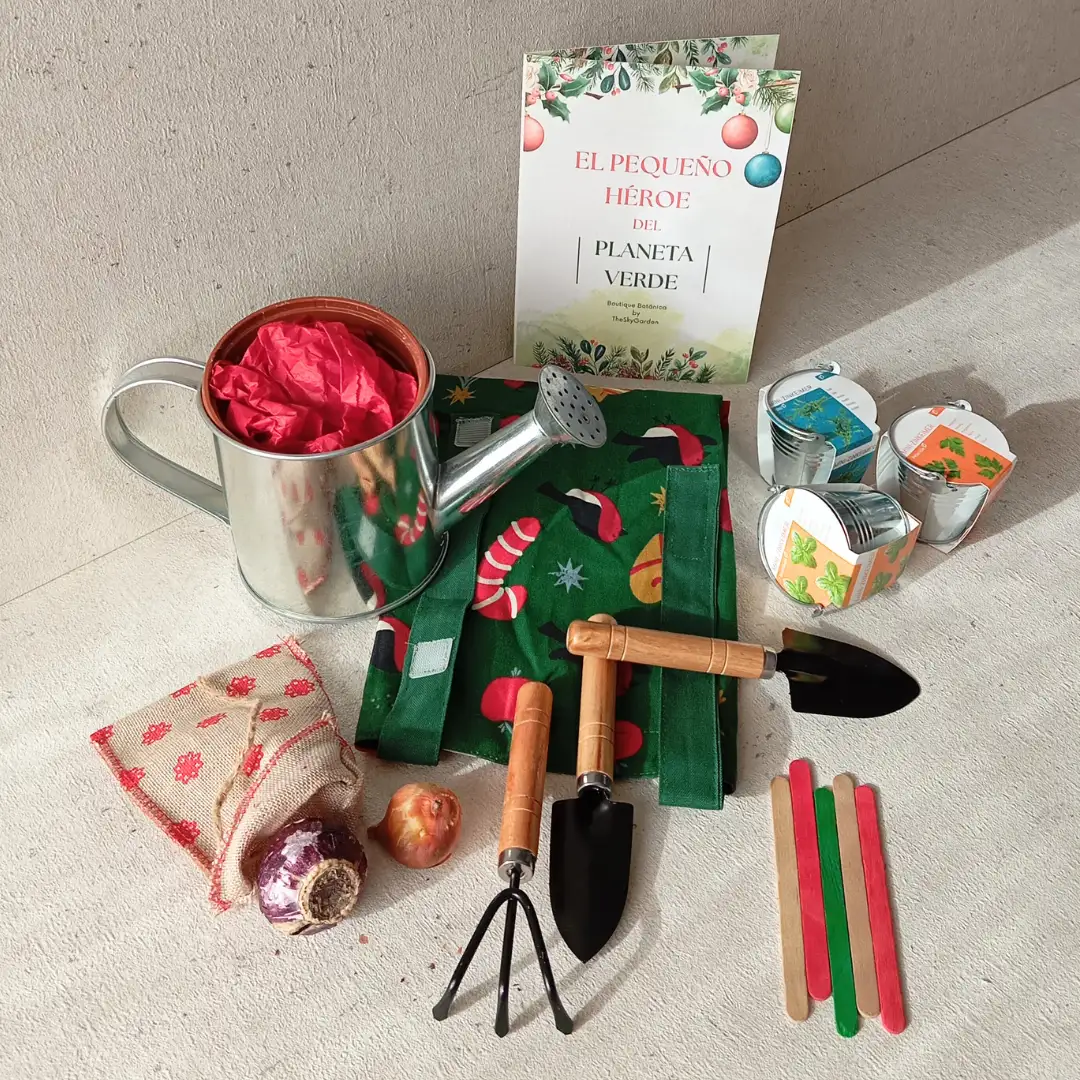 Children's Mini Greenhouse - Image 3