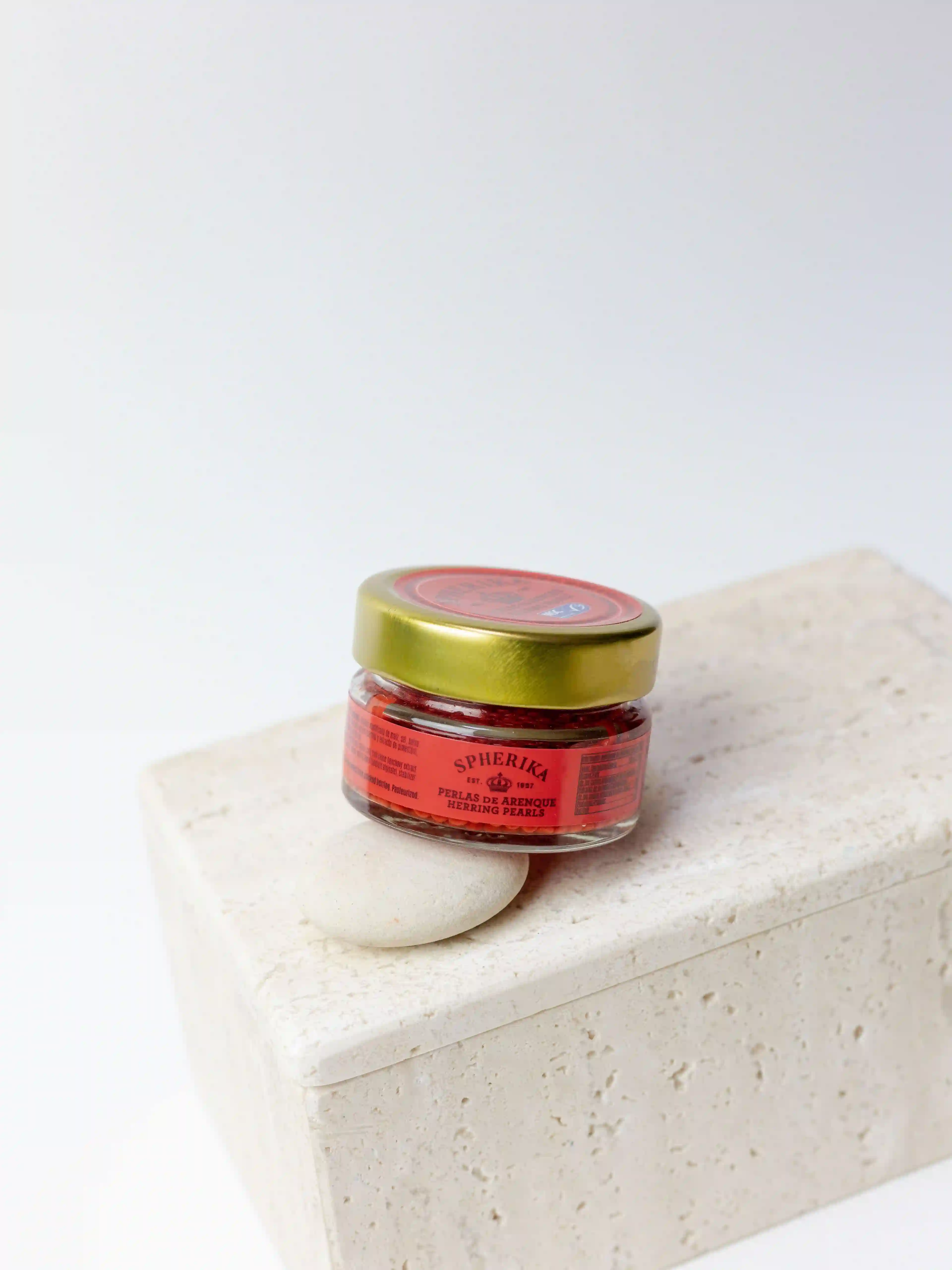 SPHERIKA, red smoked herring spheres