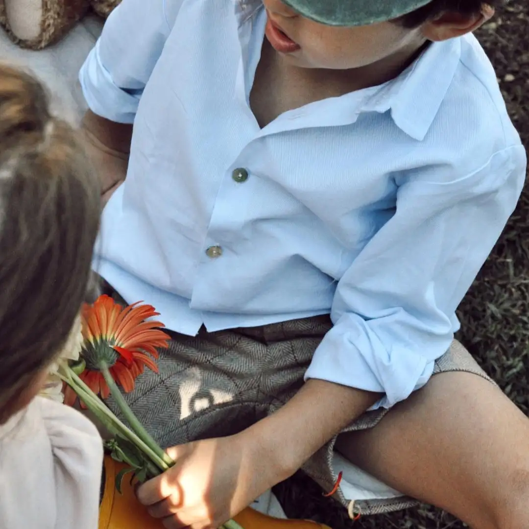 Light blue oxford shirt - Image 6