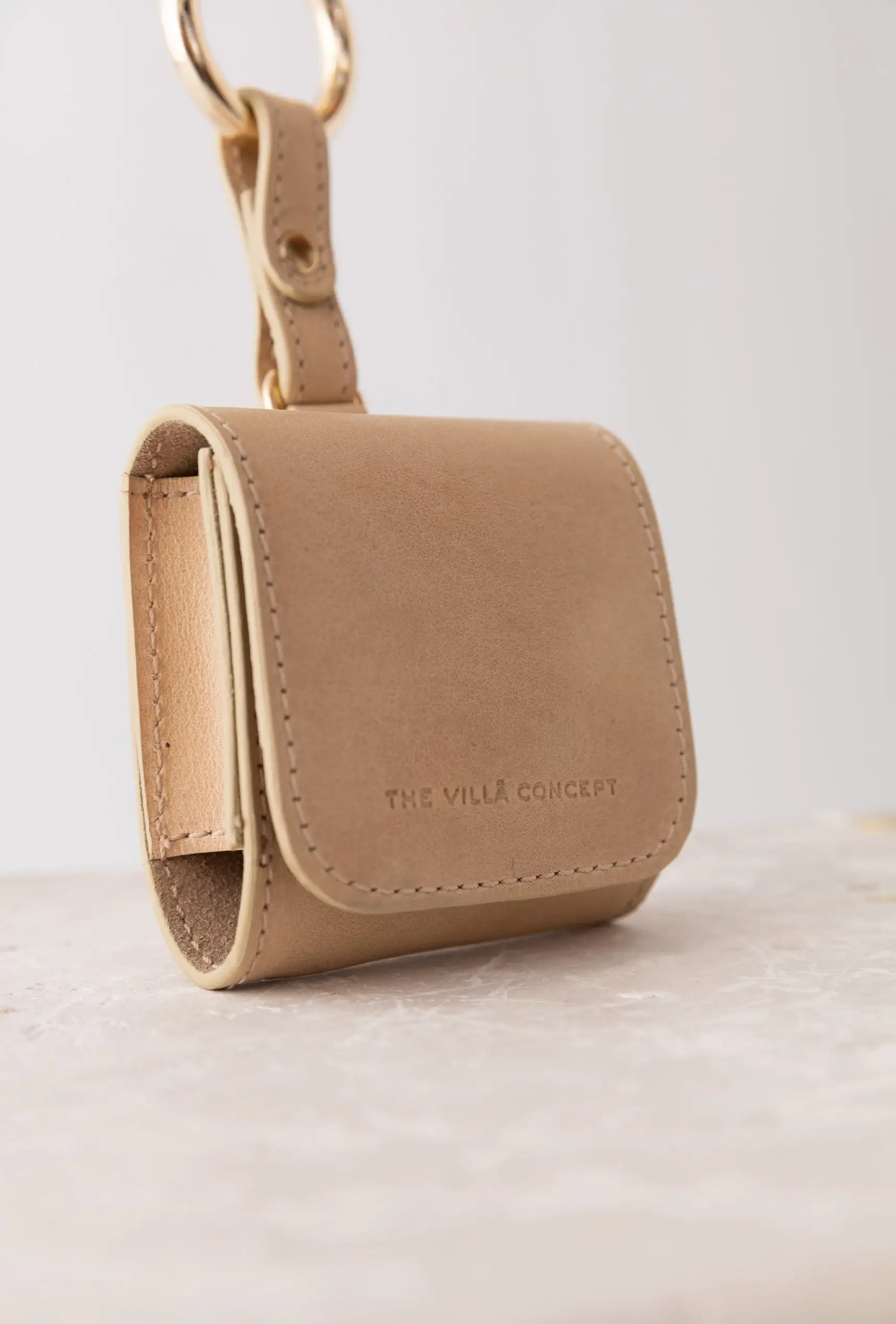 AirPods Case: Camel