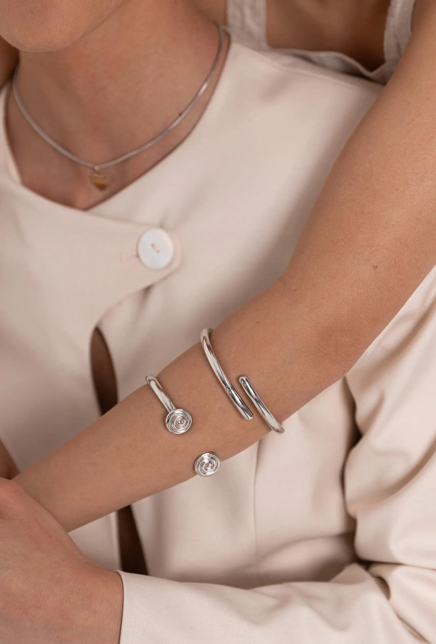 Shell Bracelet - Image 4