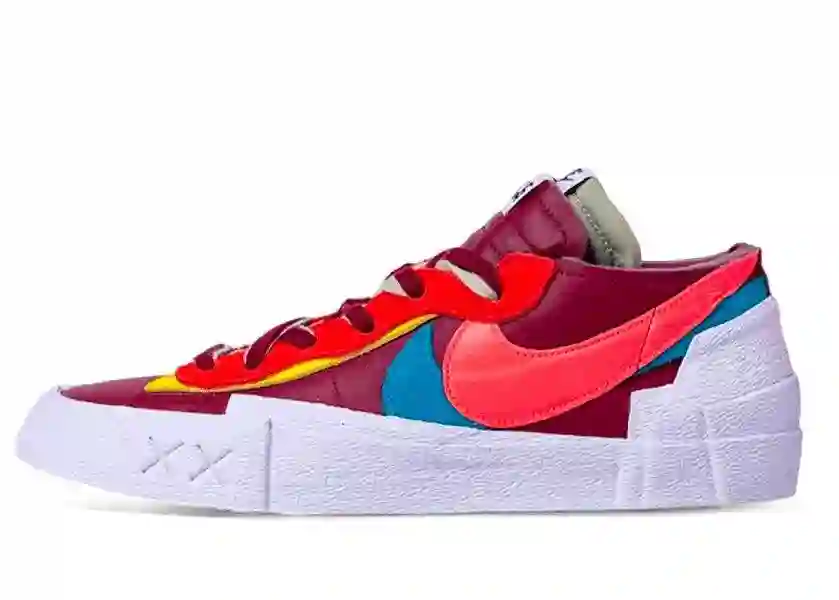 NIKE BLAZER LOW SACAI X KAWS RED BLUE