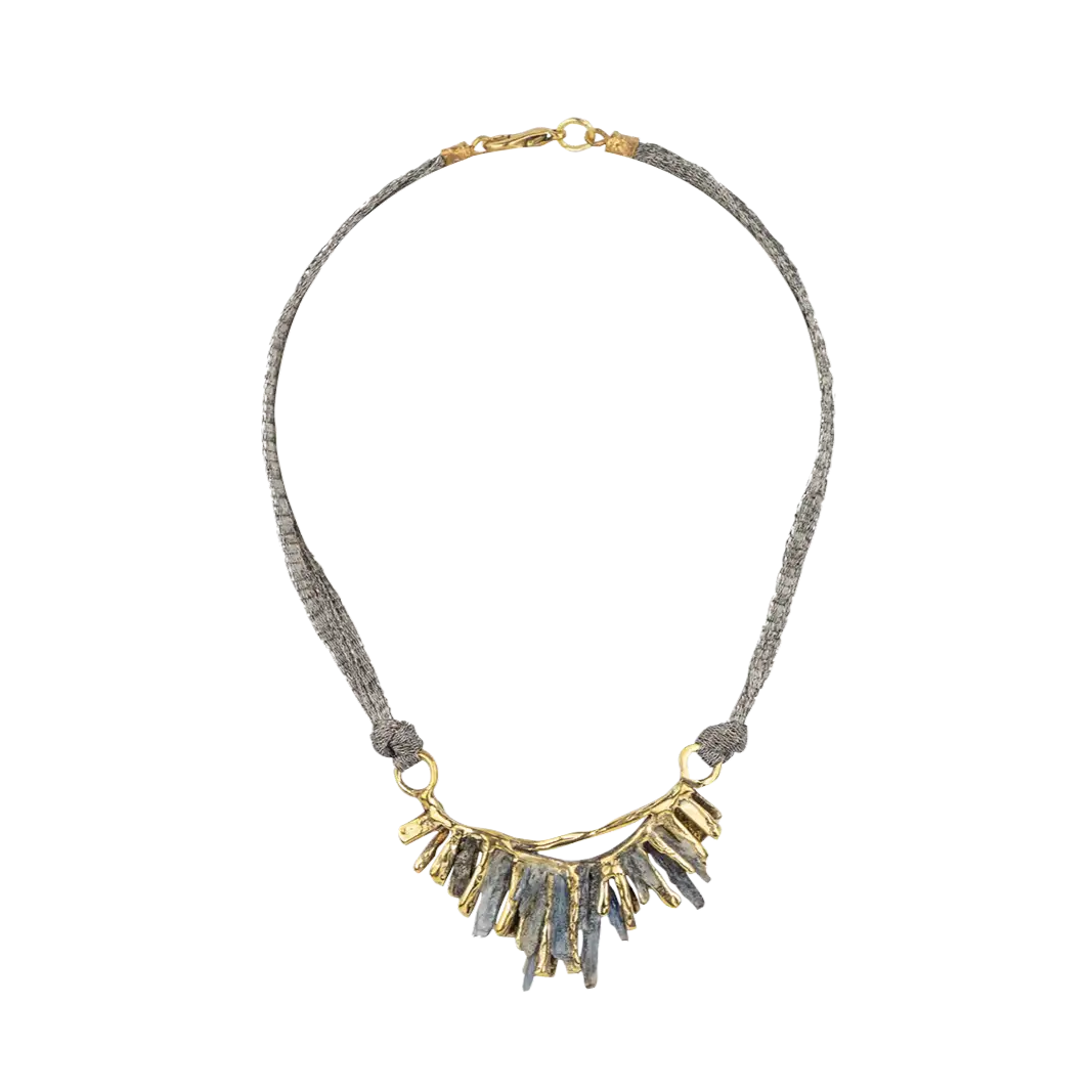 Collar de Tharion