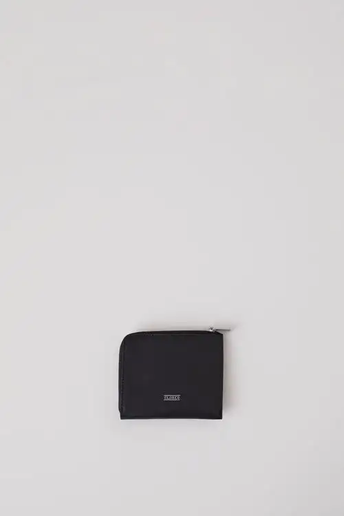 CARTERA NEGRA 24/7 DE PIEL