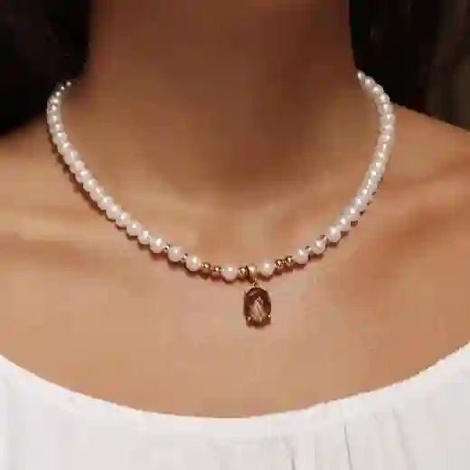 Collar perlas y cuarzo fumé "kavira"