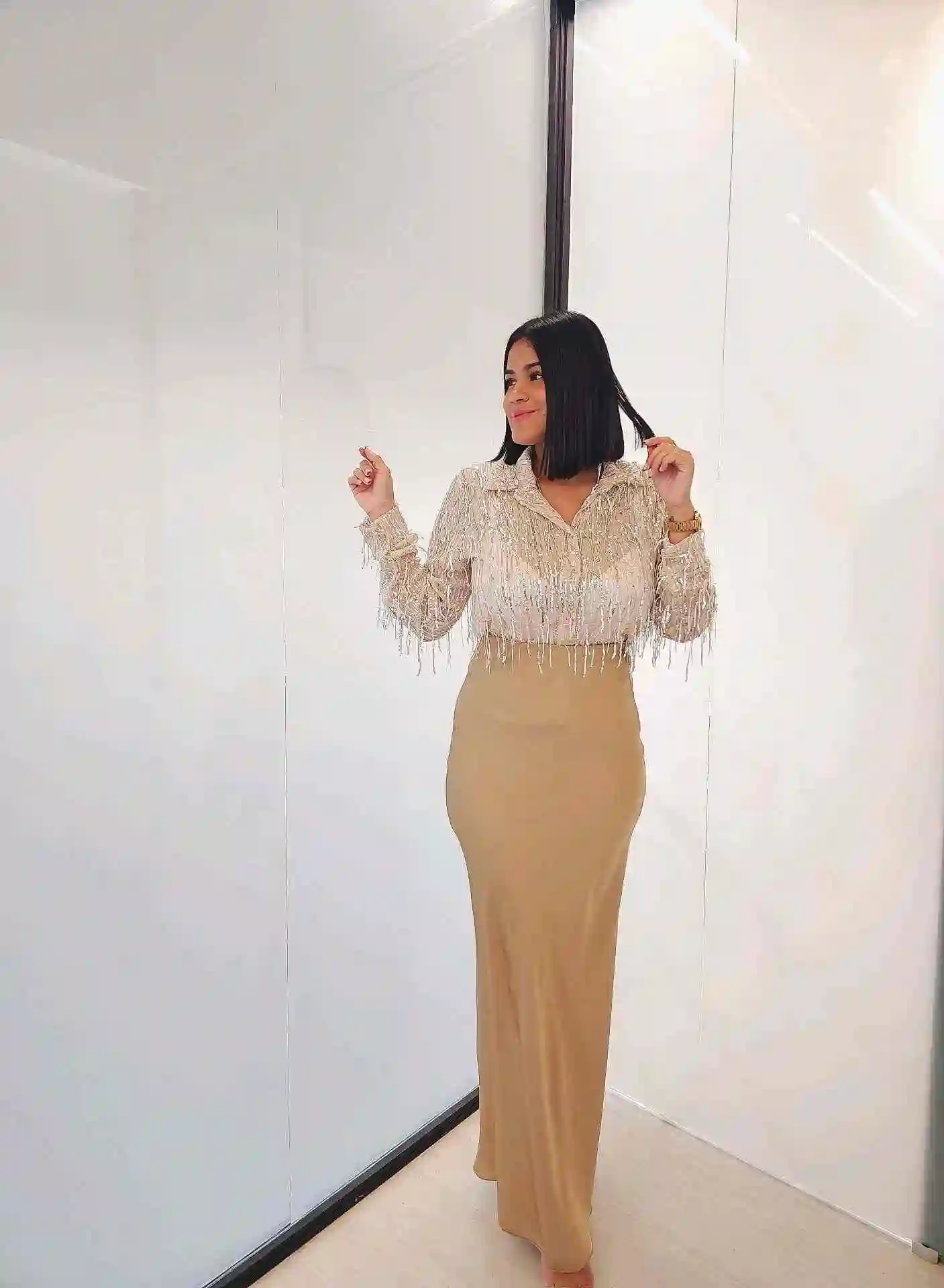 CAMISA TIRA LENTEJUELAS BEIGE