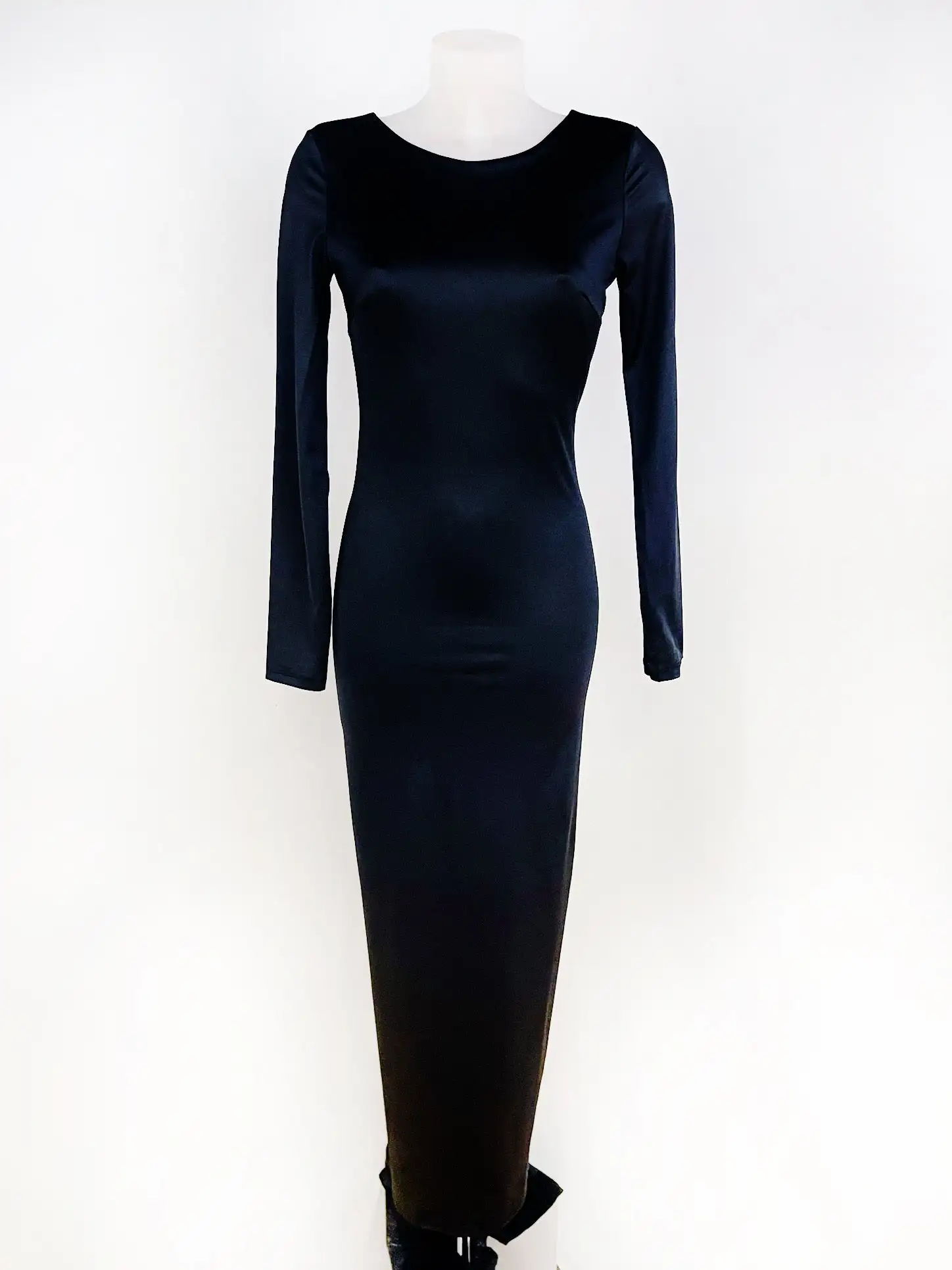 VESTIDO LICRA ESPALDA NEGRO