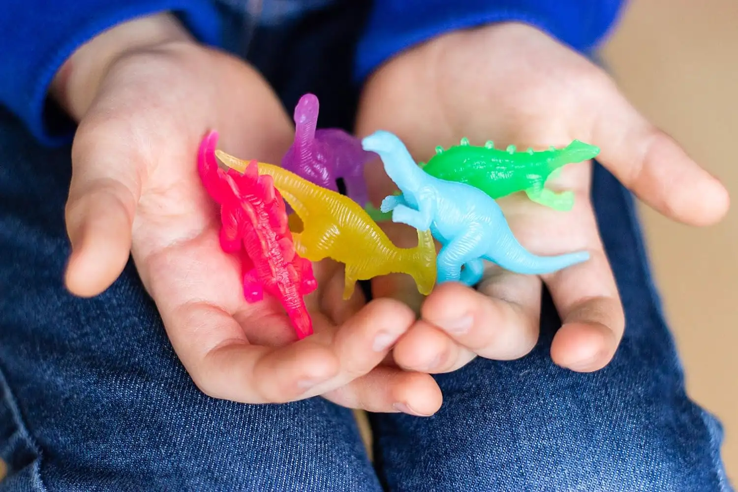 Figuras Luminiscentes Dino - Imagen 7