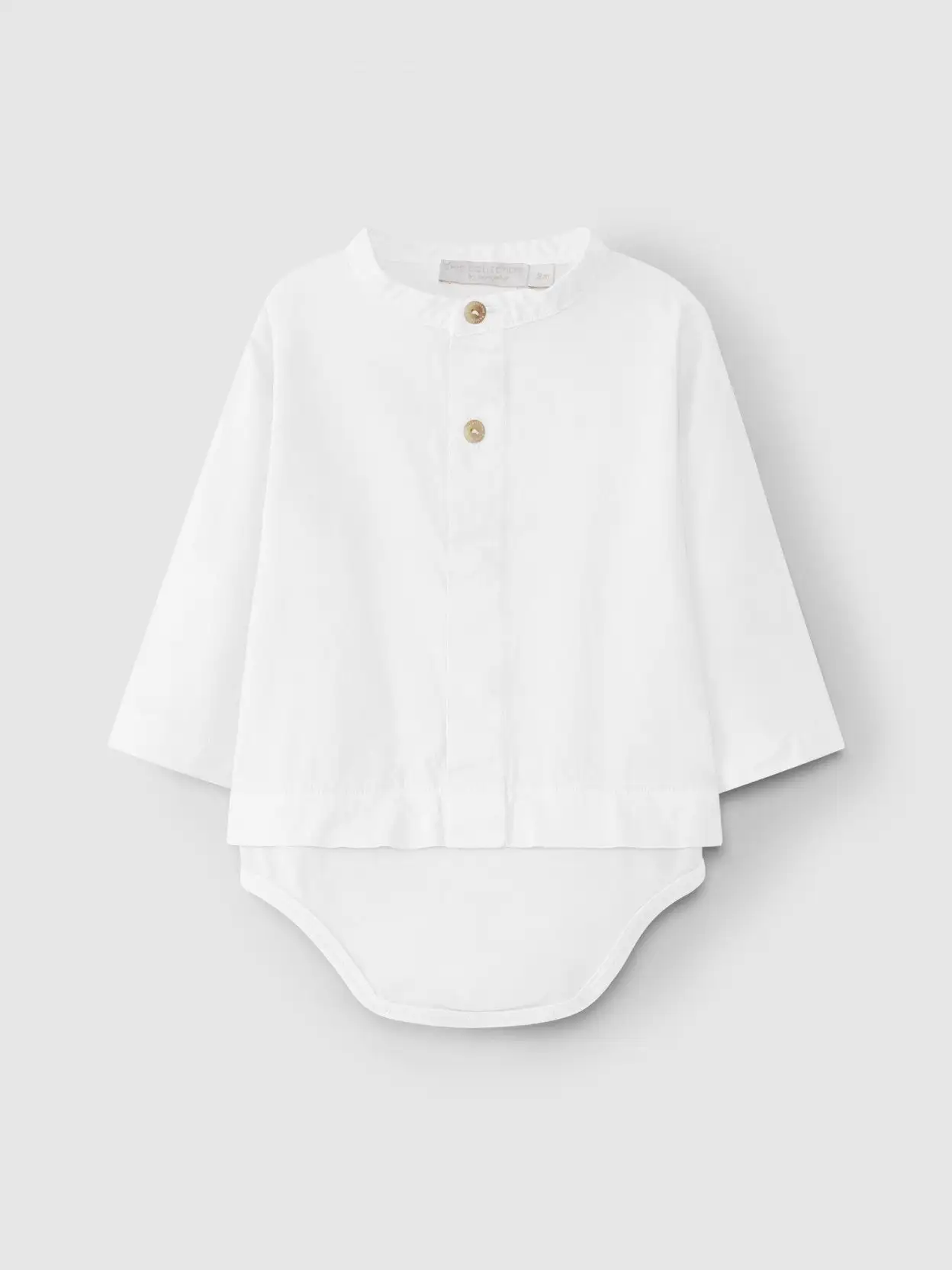 Body-camisa blanca cuello mao
