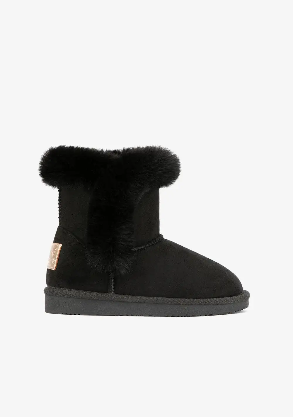 Black fur Australian boots - Image 3