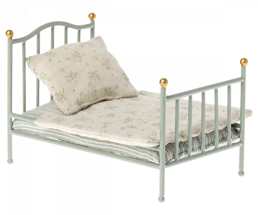 Vintage Bed, Mouse - Mint