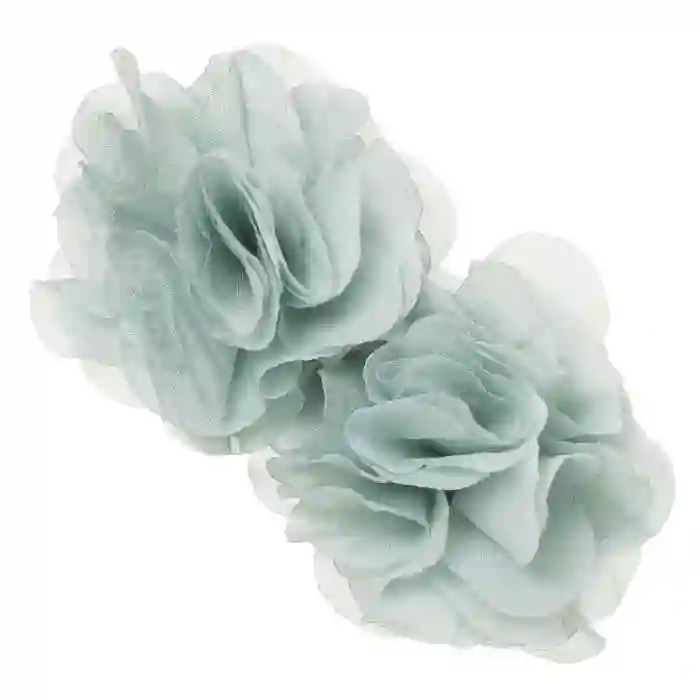 Clip with green flowers