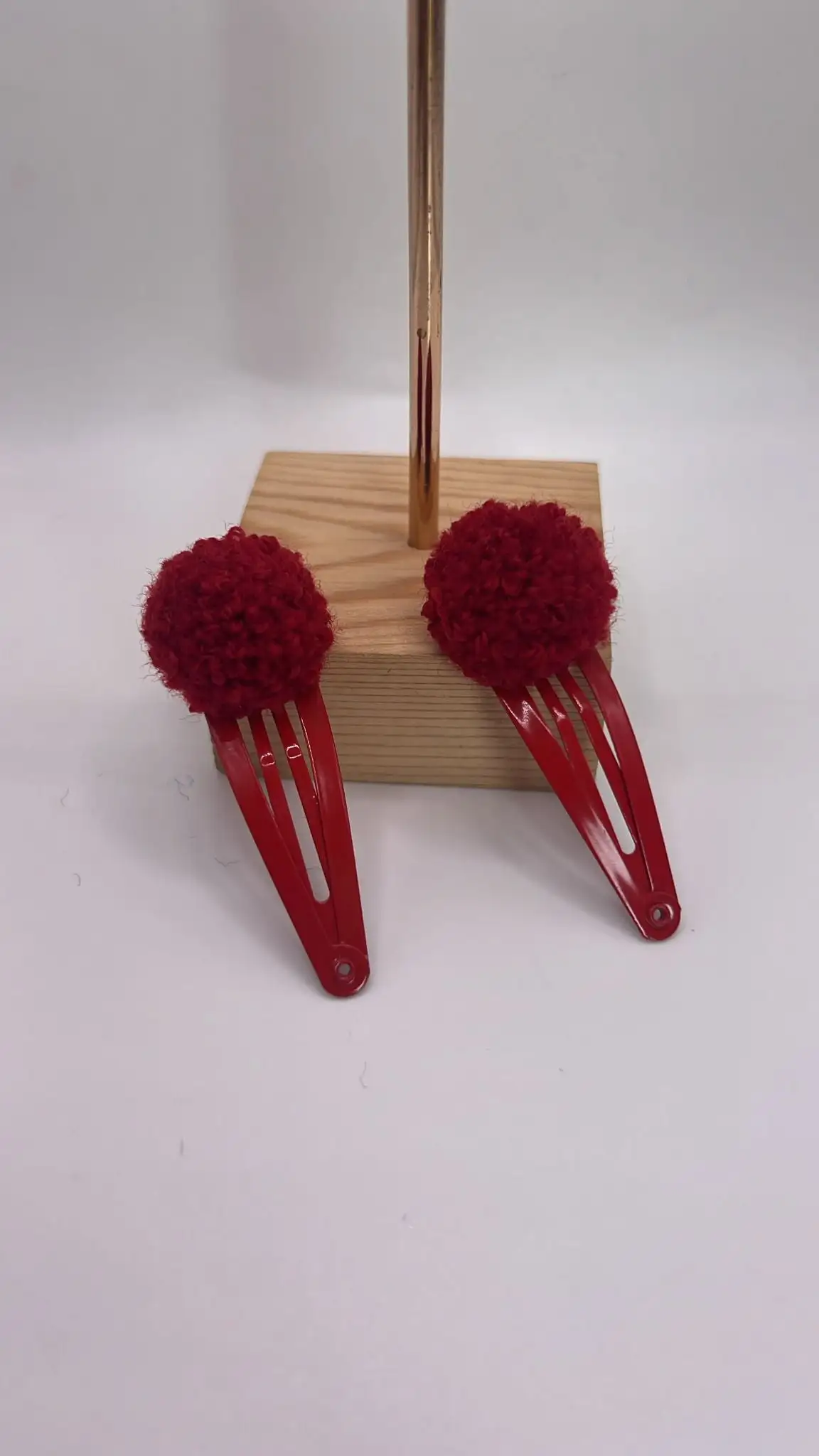 Garnet Pompom Clip