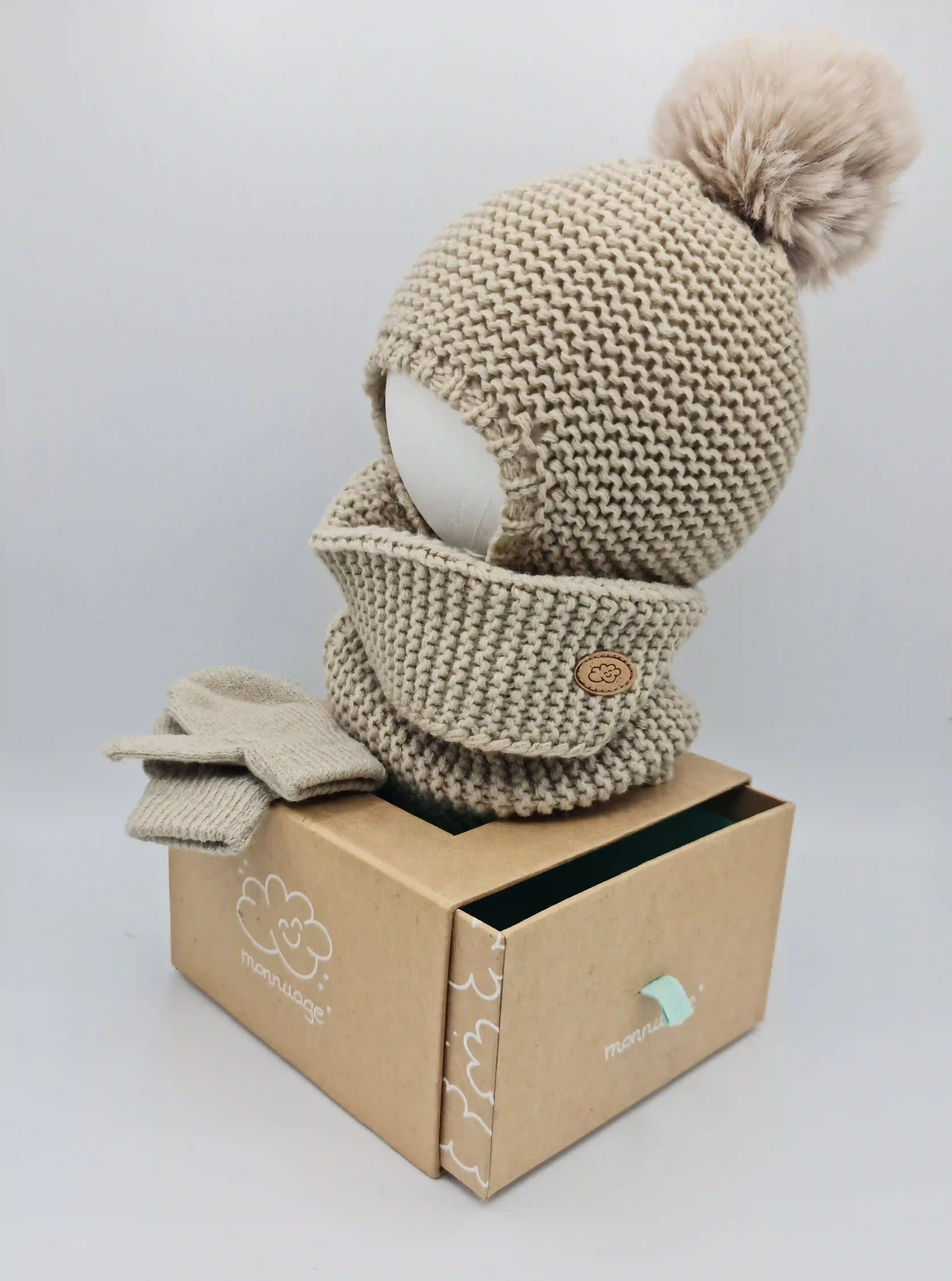 Beige Pompom Garter Stitch Set