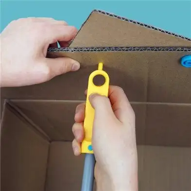 Makedo Screwdriver with Punch - Image 3
