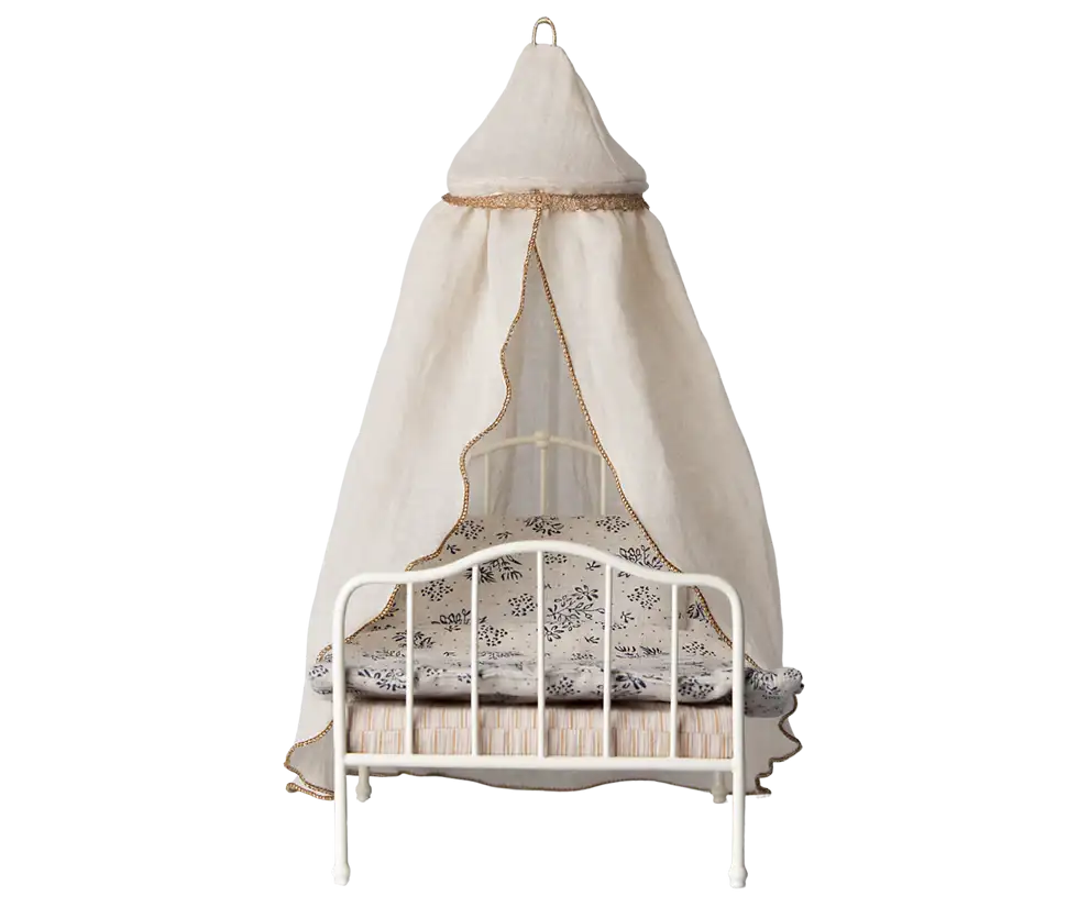 Bed canopy - cream