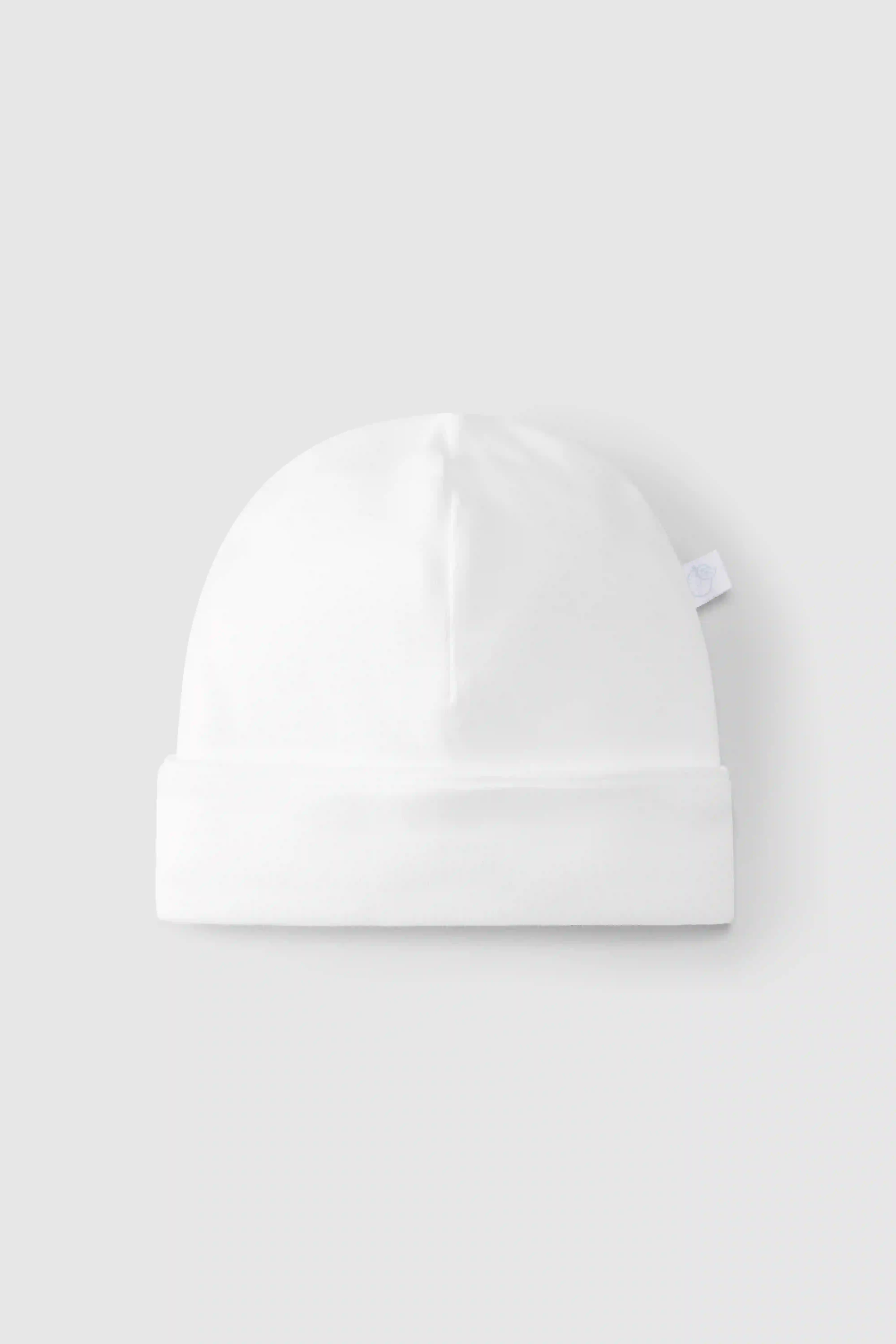 Gorro recién nacido blanco