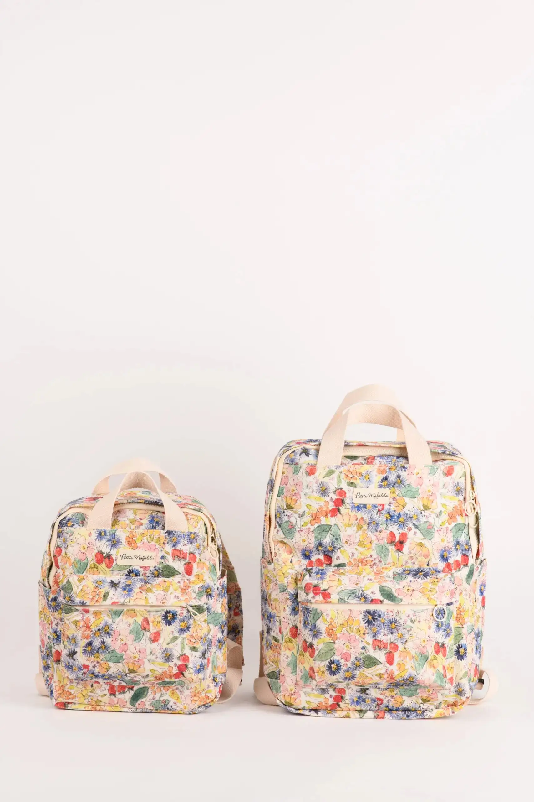 Petite Mafalda Strawberry Backpack - Image 2
