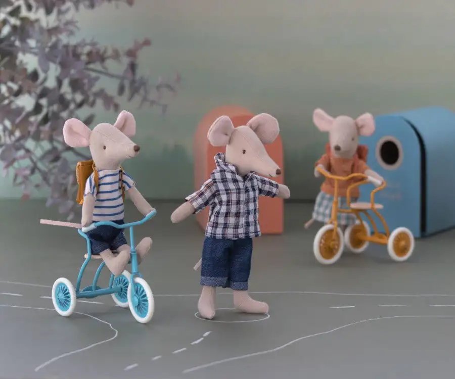 Tricycle mouse, big brother with bag - Image 3