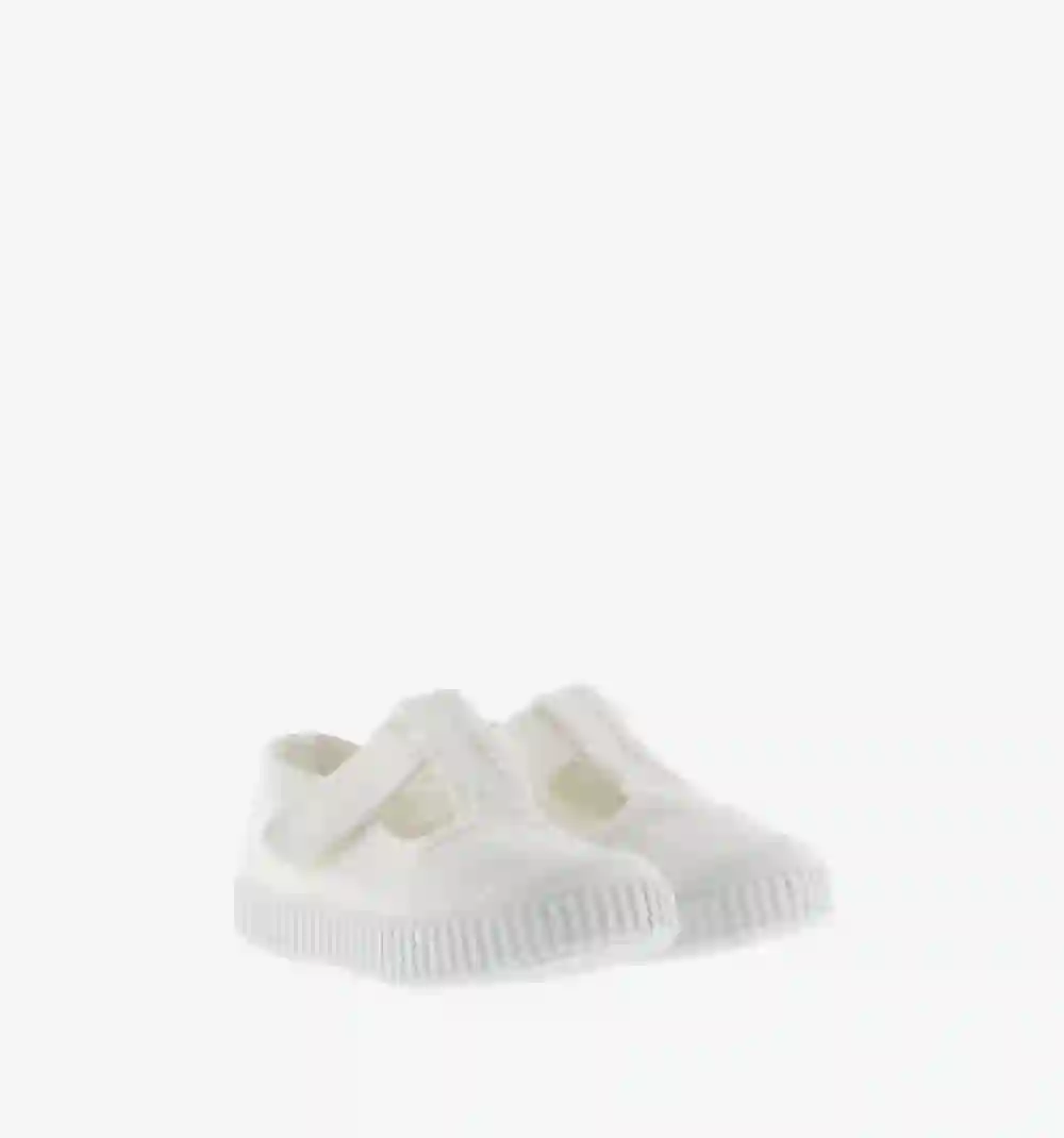 White canvas sandal