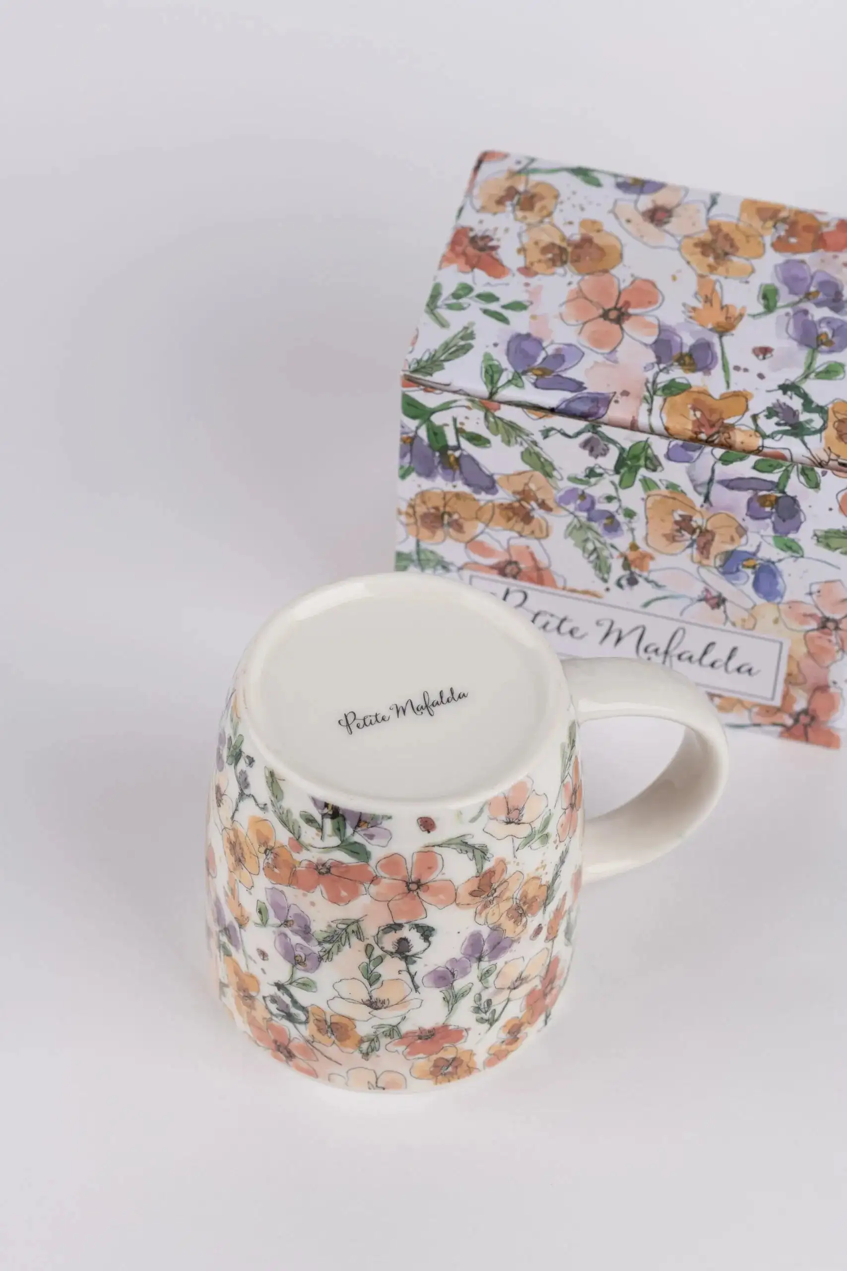 Taza Flores Lily by Petite Mafalda - Image 3