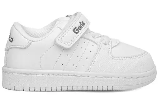 Sports shoes with elastics