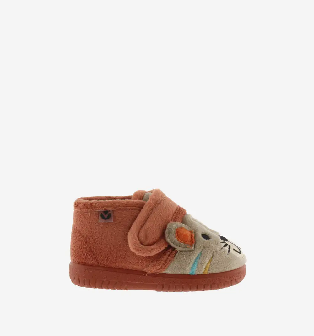 Lion Sneakers - Image 4