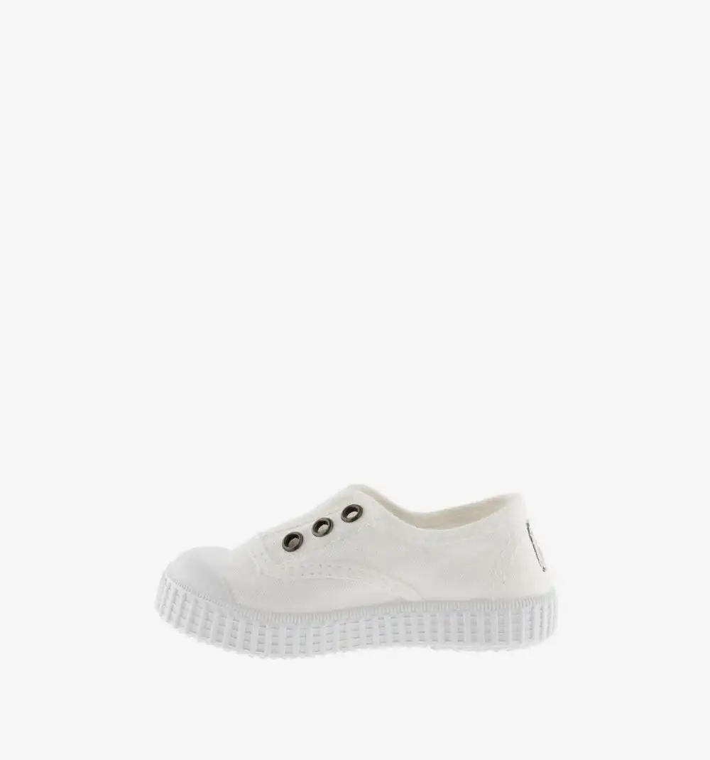 White canvas sneakers - Image 3