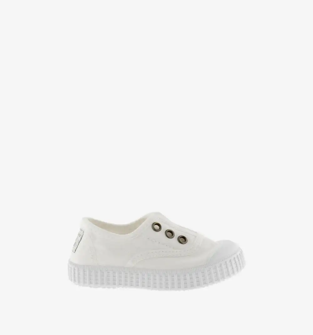 White canvas sneakers - Image 4