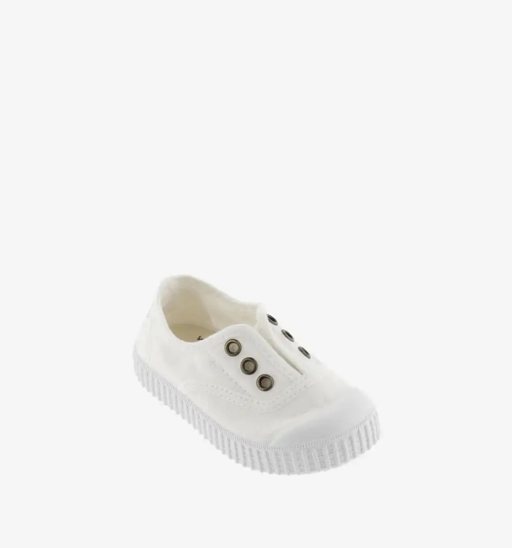 White canvas sneakers - Image 5