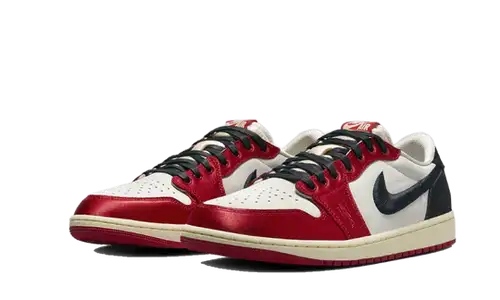 JORDAN 1 LOW OG RETRO SALA DE TROFEOS DE LEJOS - Imagen 2