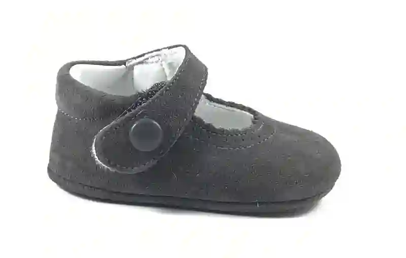 Mercedita sin suela en piel serraje gris con velcro. Talla 17 a 20.