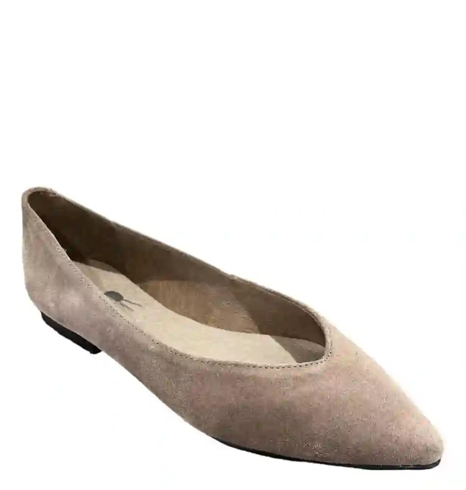 Zapato de serraje topo. Tallas 36 a 40.