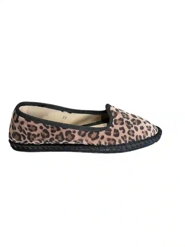 Veneciana de terciopelo animal print y contraste negro. Tallas 37 a 42.