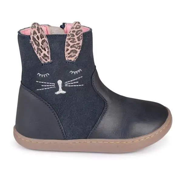 Bota de piel y serraje azul marino con cremallera. Tallas 24 a 33.