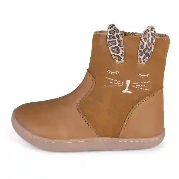 Bota de piel y serraje con cremallera. Tallas 24 a 33.