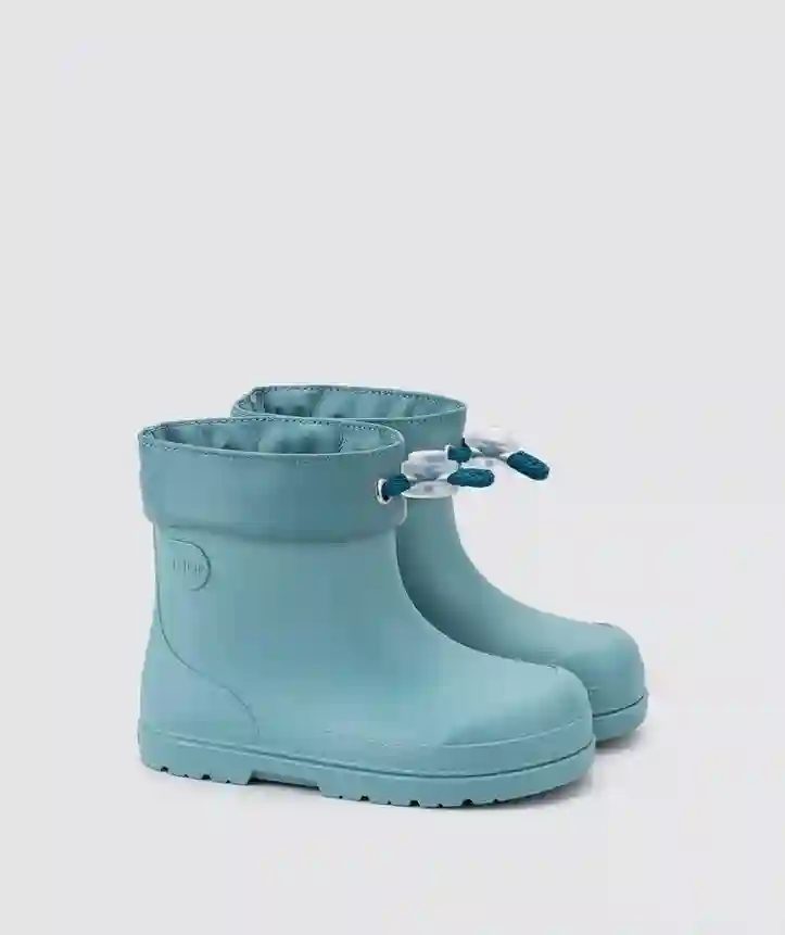 Bota de agua Mendi Turquesa. Tallas 20 a 28.