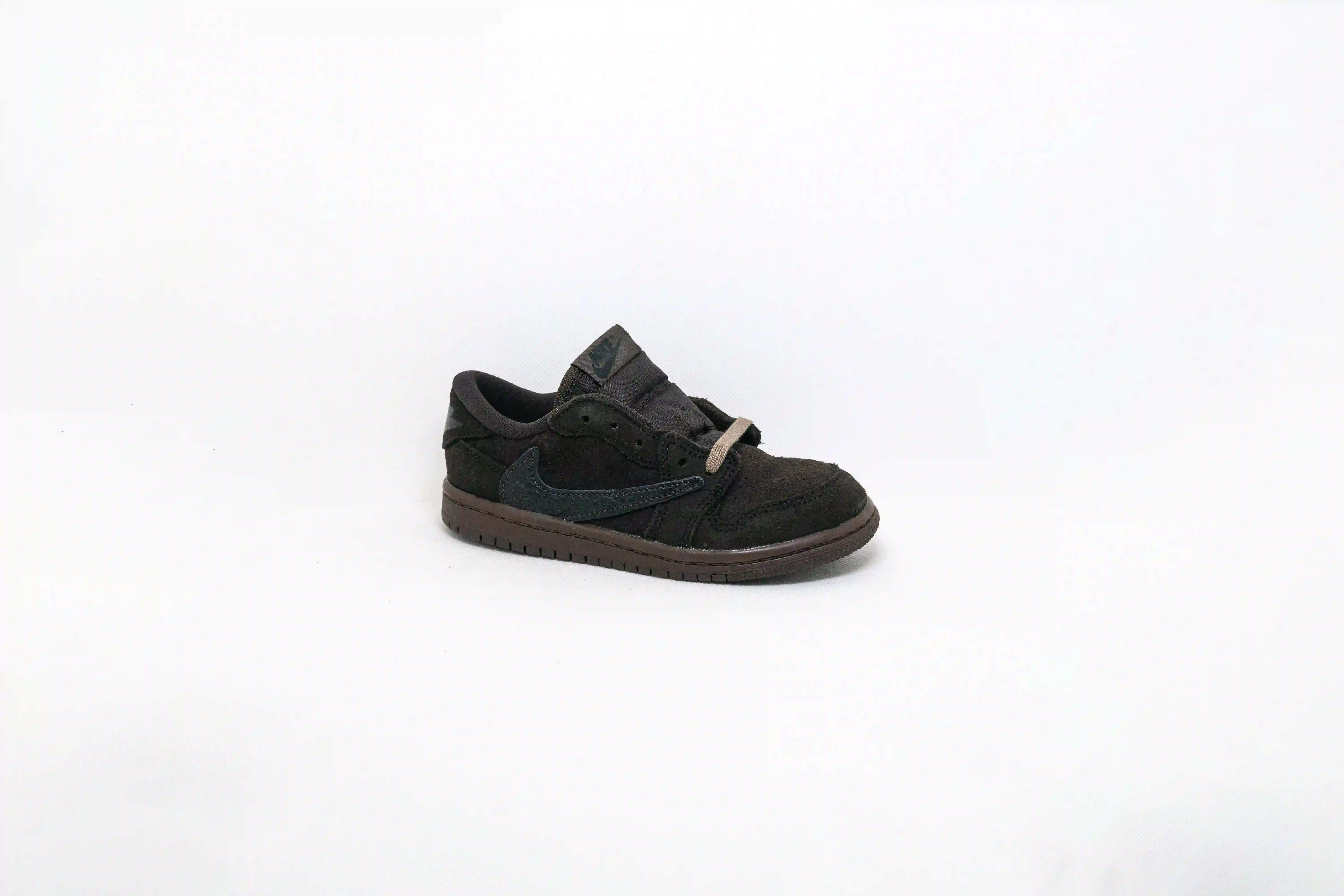 Jordan 1 Low TRAVIS SCOTT VELVET MARRÓN NIÑOS