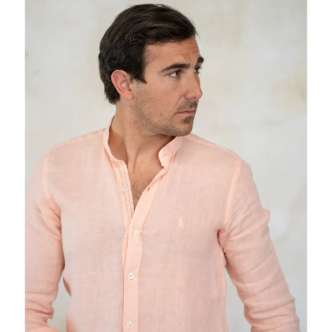 Camisa de lino naranja claro " Galana" logo bordado en color azulón. - Imagen 6